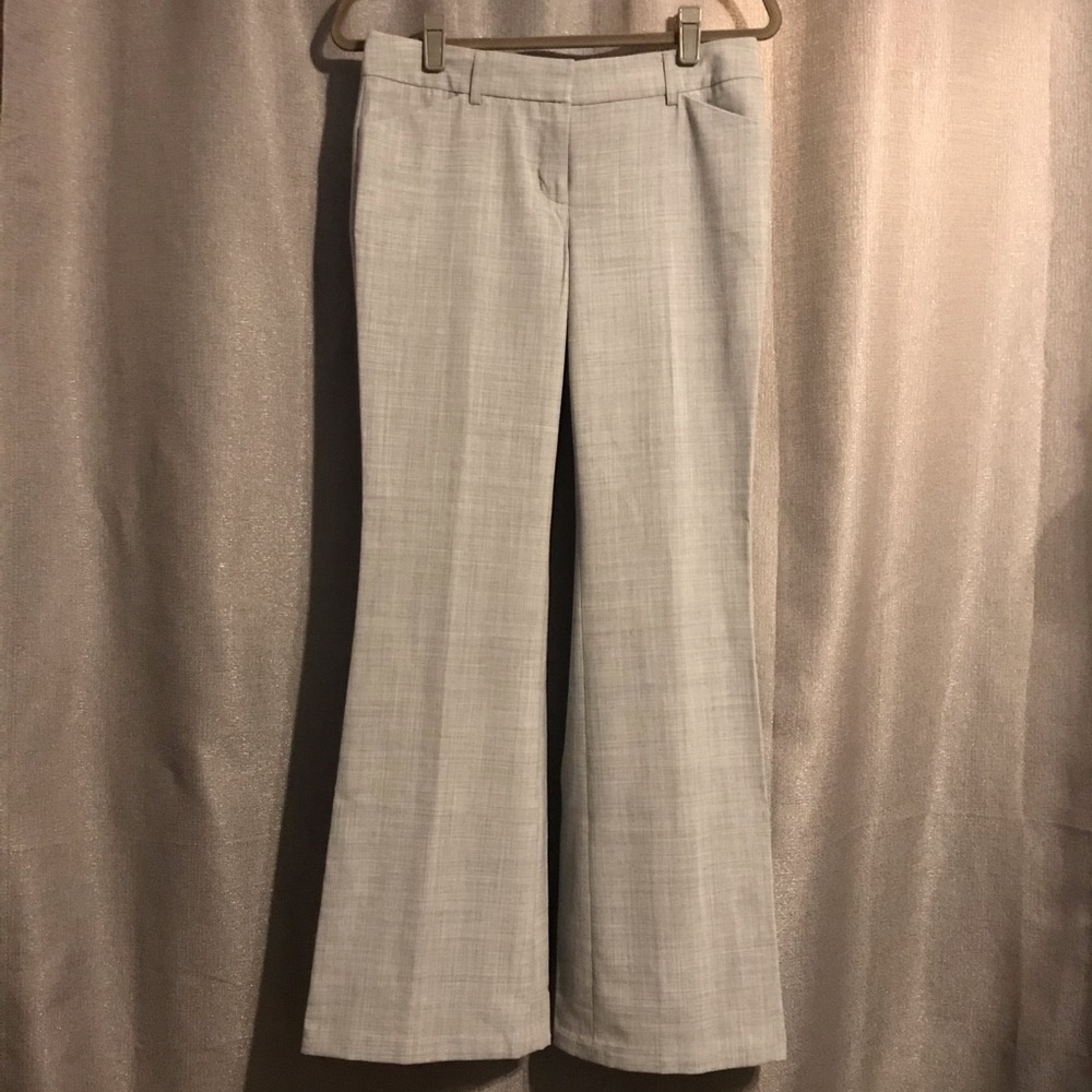EXPRESS LIGHT GREY DRESS PANTS, SIZE 4